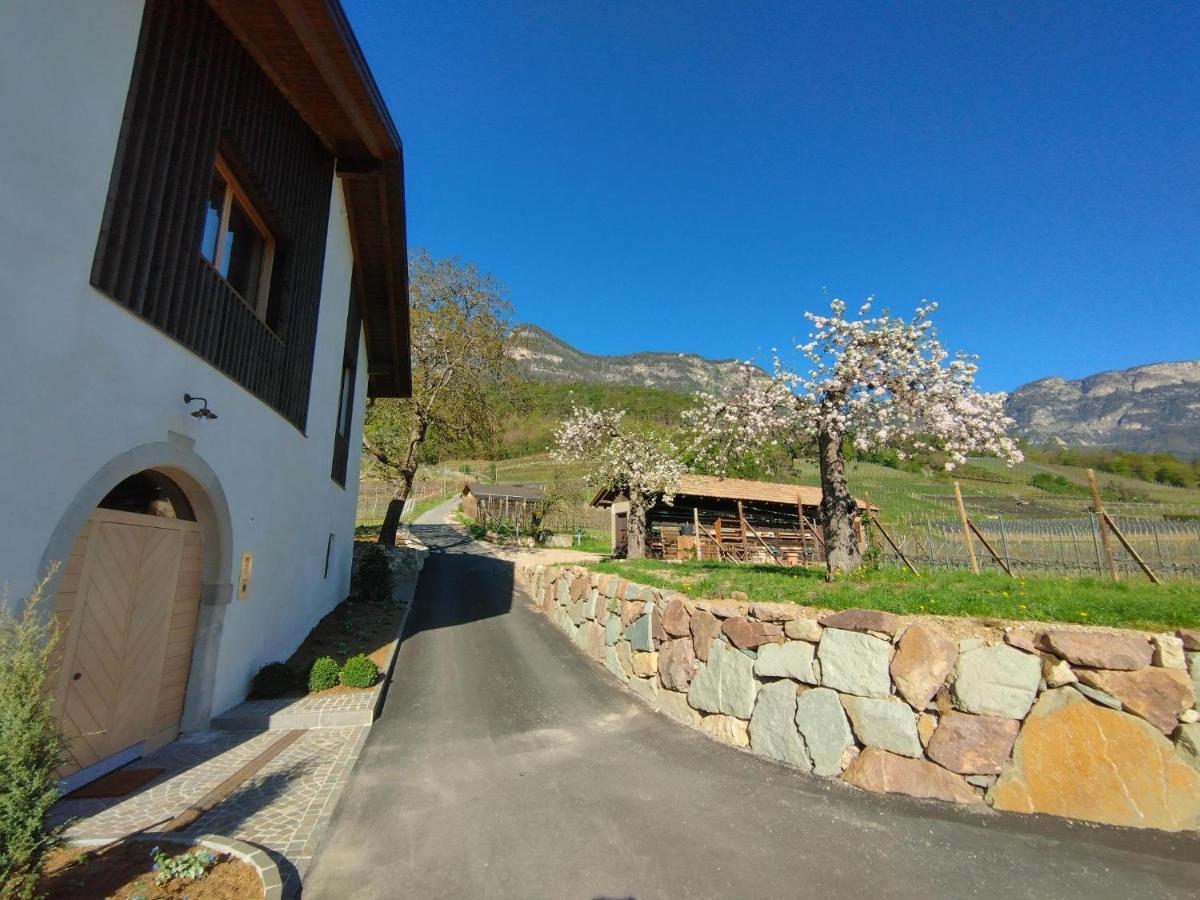 Hotel Lambrechtshof Appiano Sulla Strada Del Vino Exterior photo