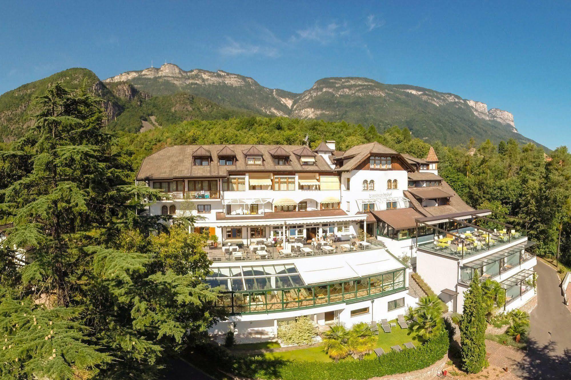 Hotel Lambrechtshof Appiano Sulla Strada Del Vino Exterior photo